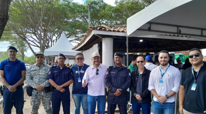 PREFEITURA EM MOVIMENTO AÇÃO COLETIVA DAS SECRETARIAS E SAAE CONCLUI ATIVIDADES NA NOVA ITAPETINGA